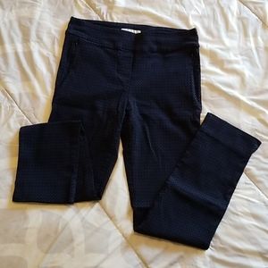 Margaret M straight leg, slimming pant - size L